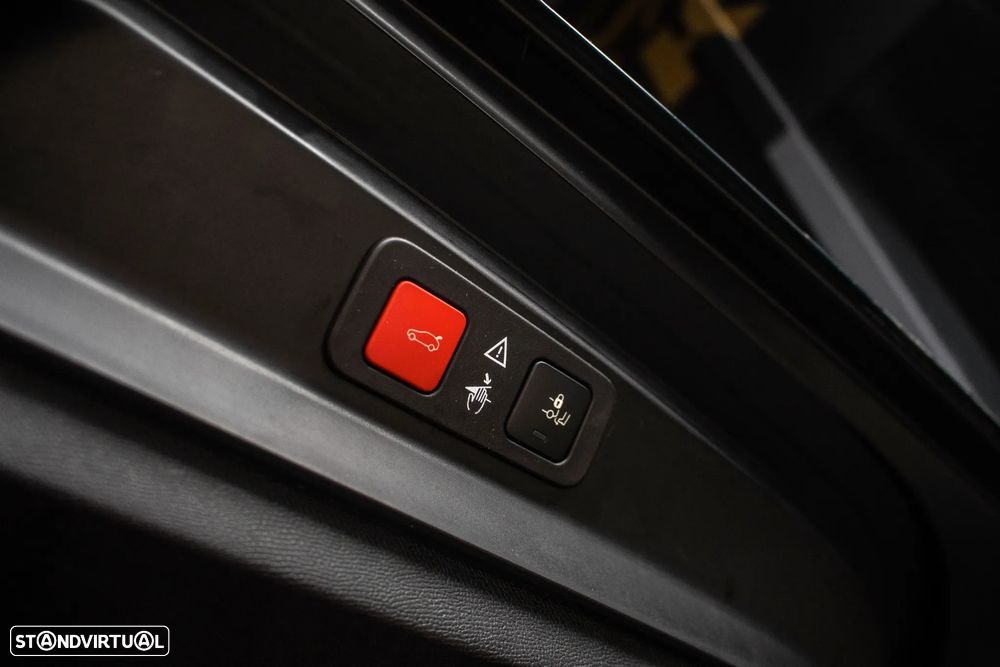 Peugeot 5008 BlueHDI 130 EAT8 GT - 29