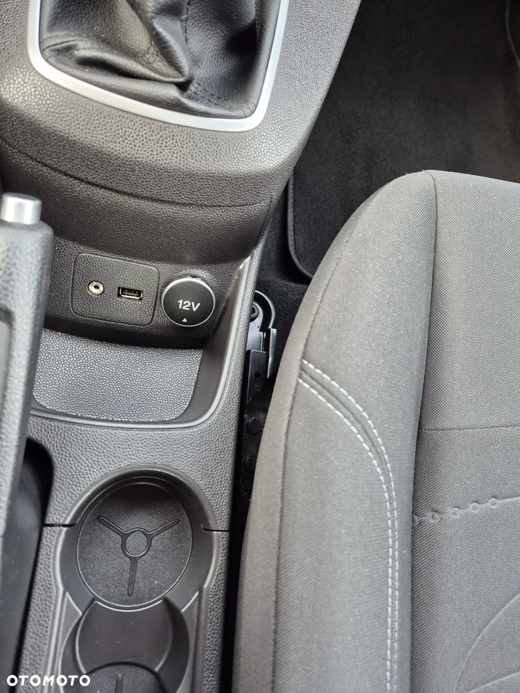 Ford Fiesta 1.0 Champions Edition - 9