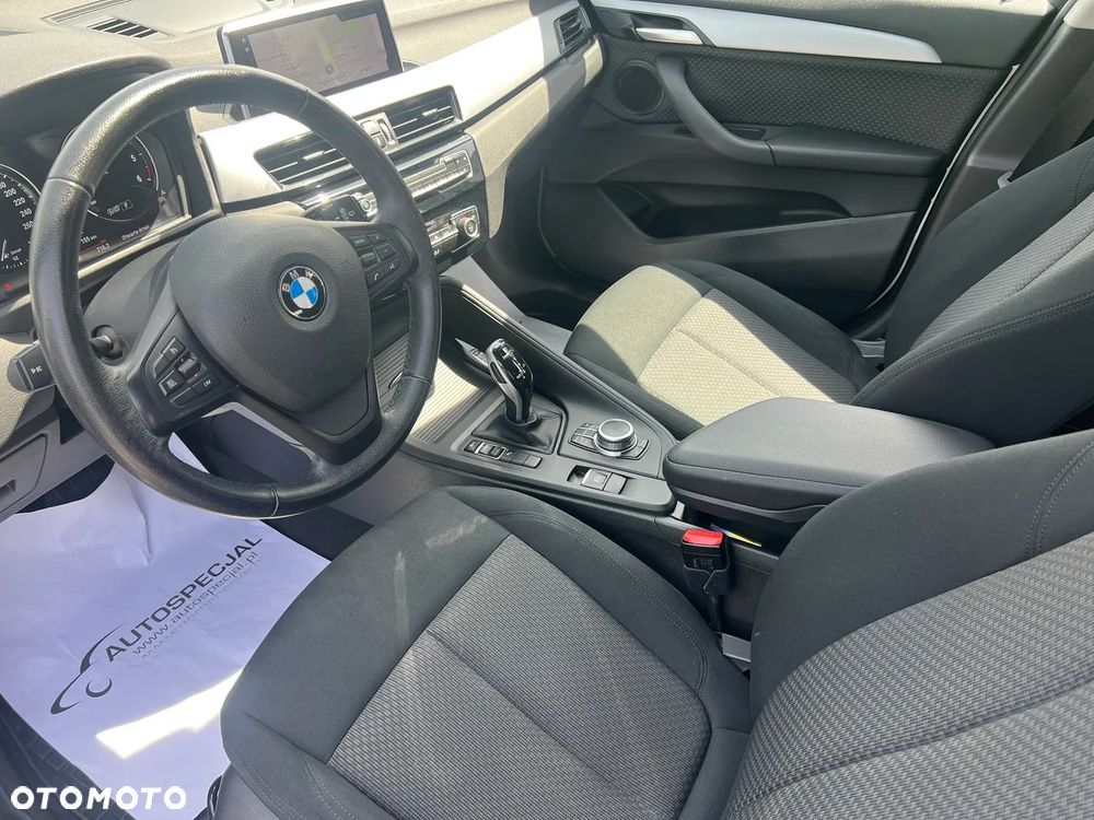 BMW X1 sDrive16d - 9