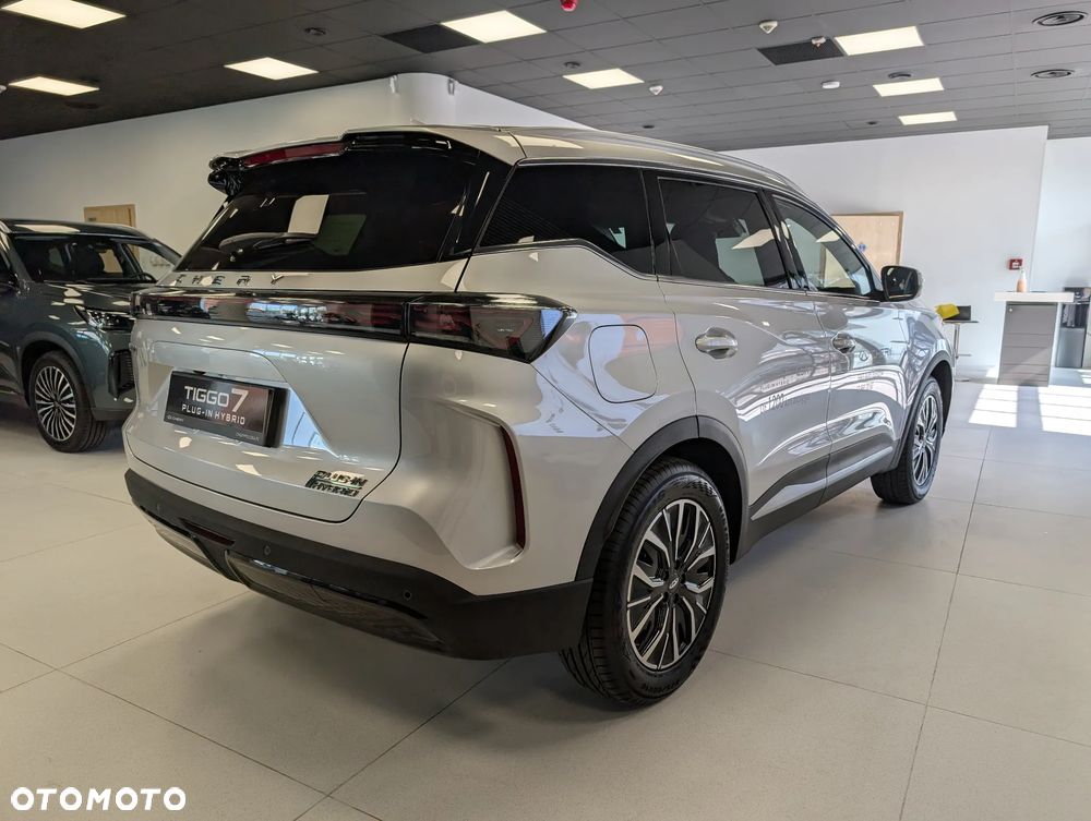 Chery Tiggo 7 1.5 T-GDI Super Hybrid Prestige DHT - 9