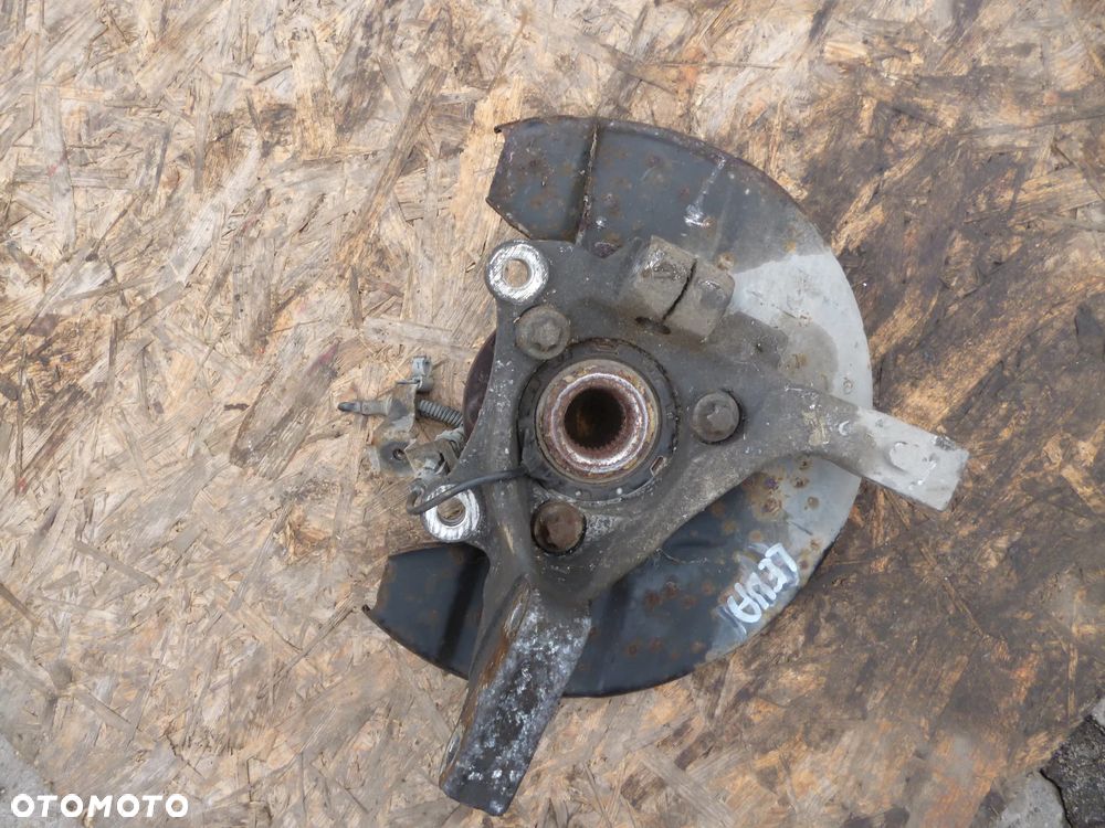 saab 93 II 1.8t zwrotnica lewa - 3