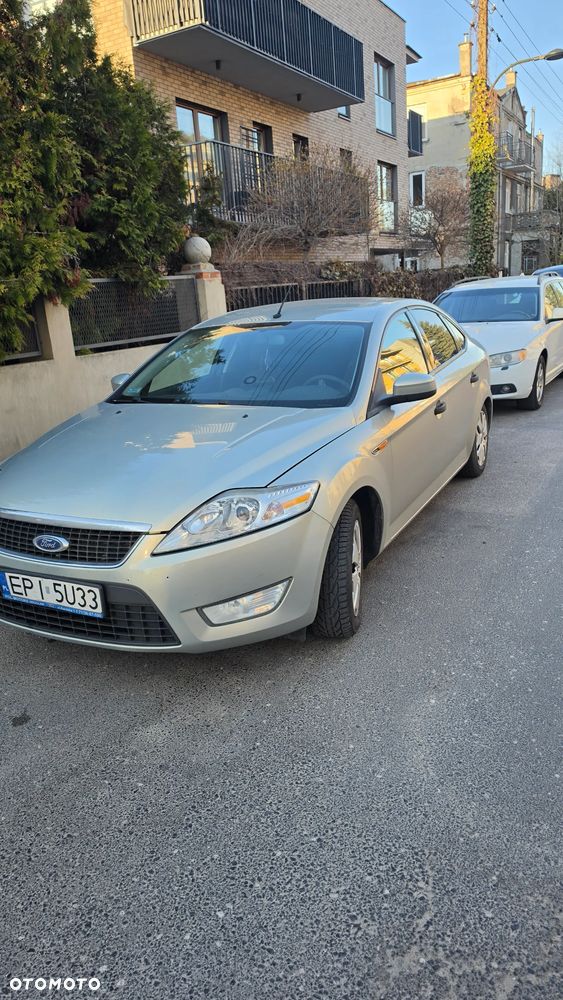 Ford Mondeo 1.6 Ambiente - 3