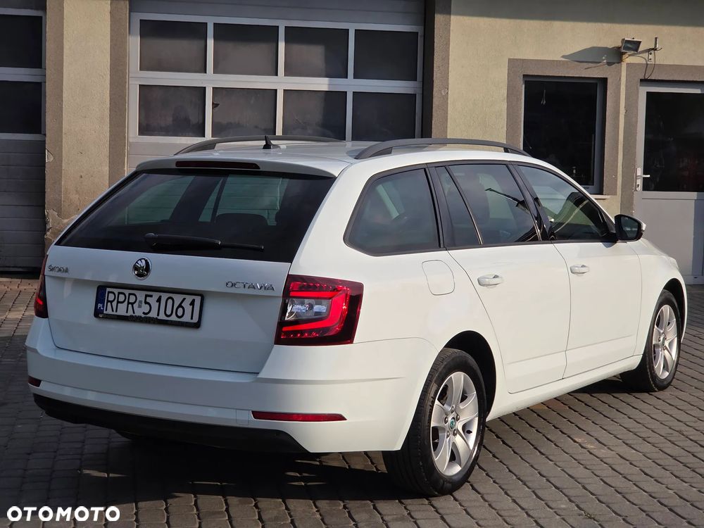 Skoda Octavia 2.0 TDI Style DSG - 18
