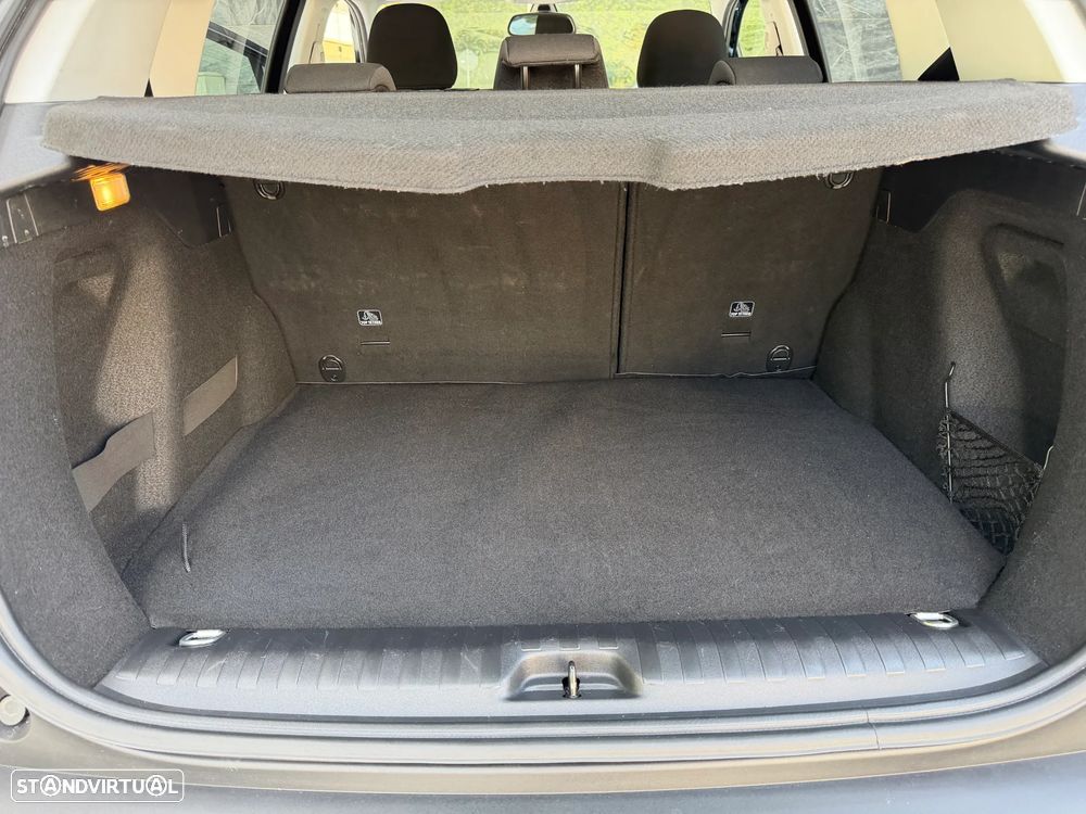 Peugeot 2008 1.6 BlueHDi Style - 27