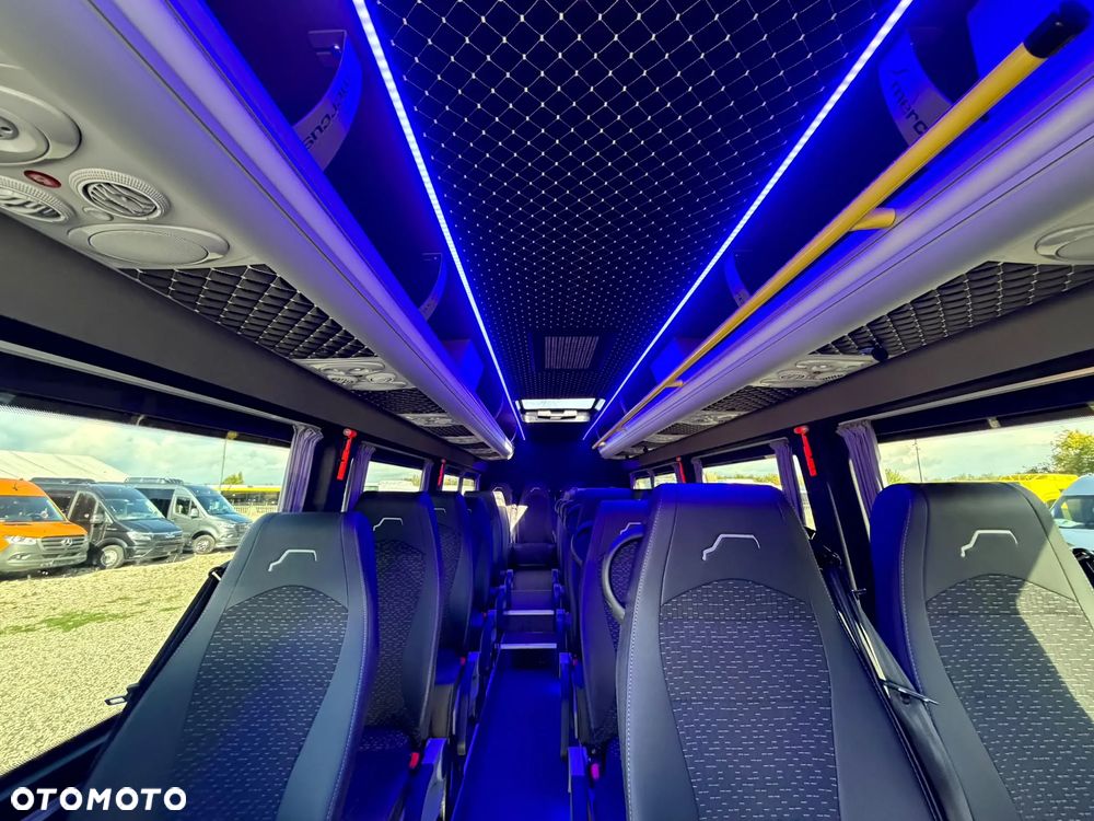Mercedes-Benz Sprinter 519 - 17