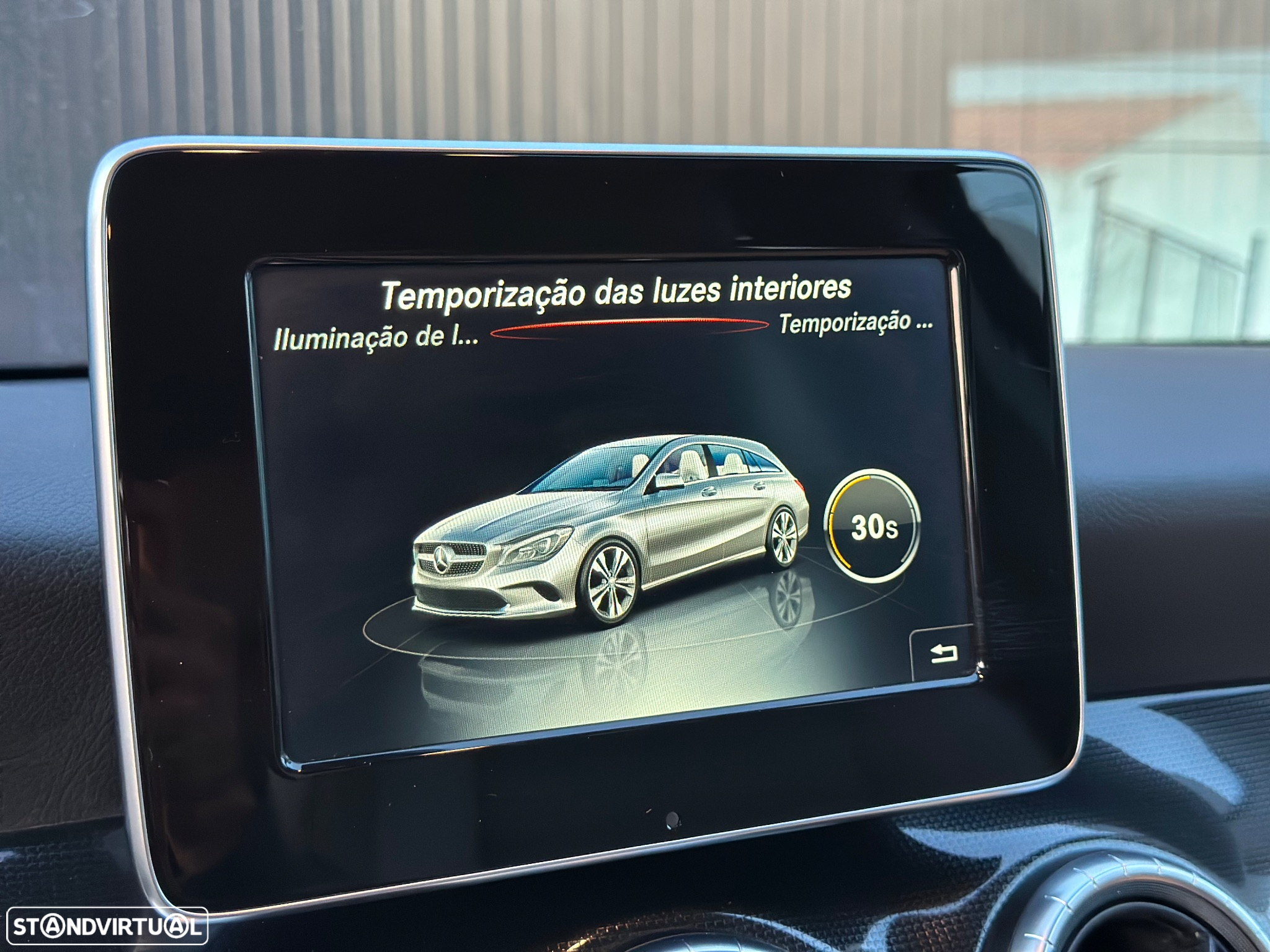 Mercedes-Benz CLA 180 d Shooting Brake - 14