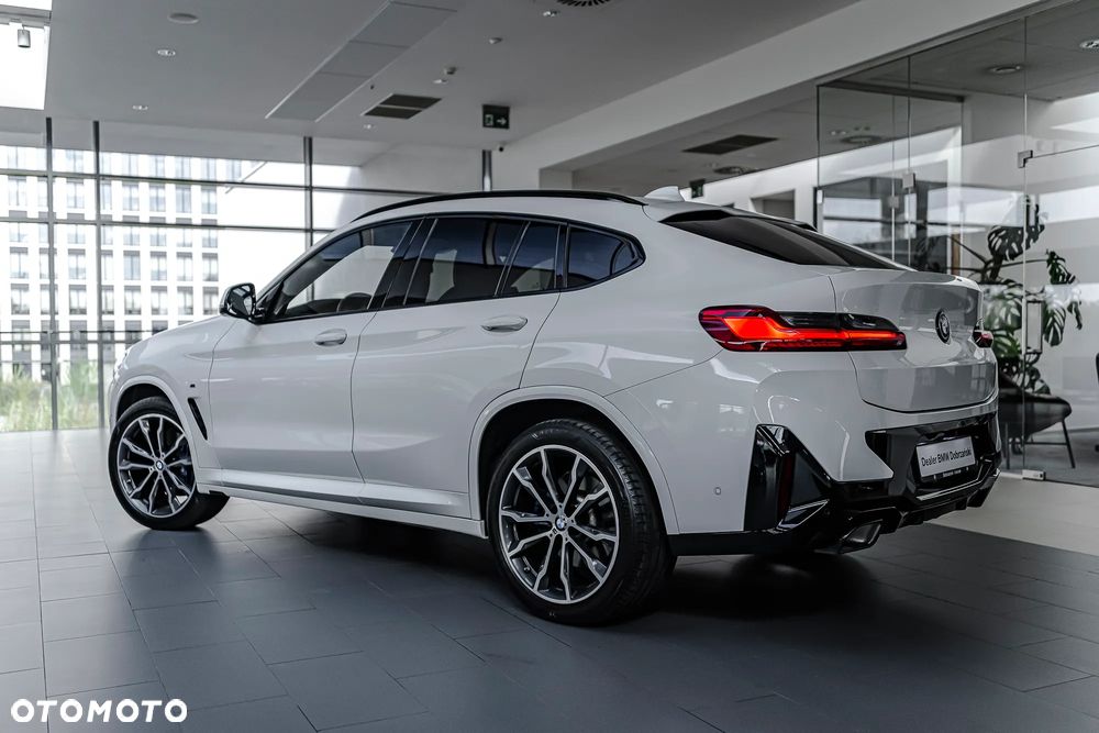 BMW X4 - 4