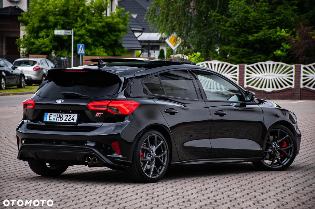 Ford Focus 2.0 EcoBlue ST - 9