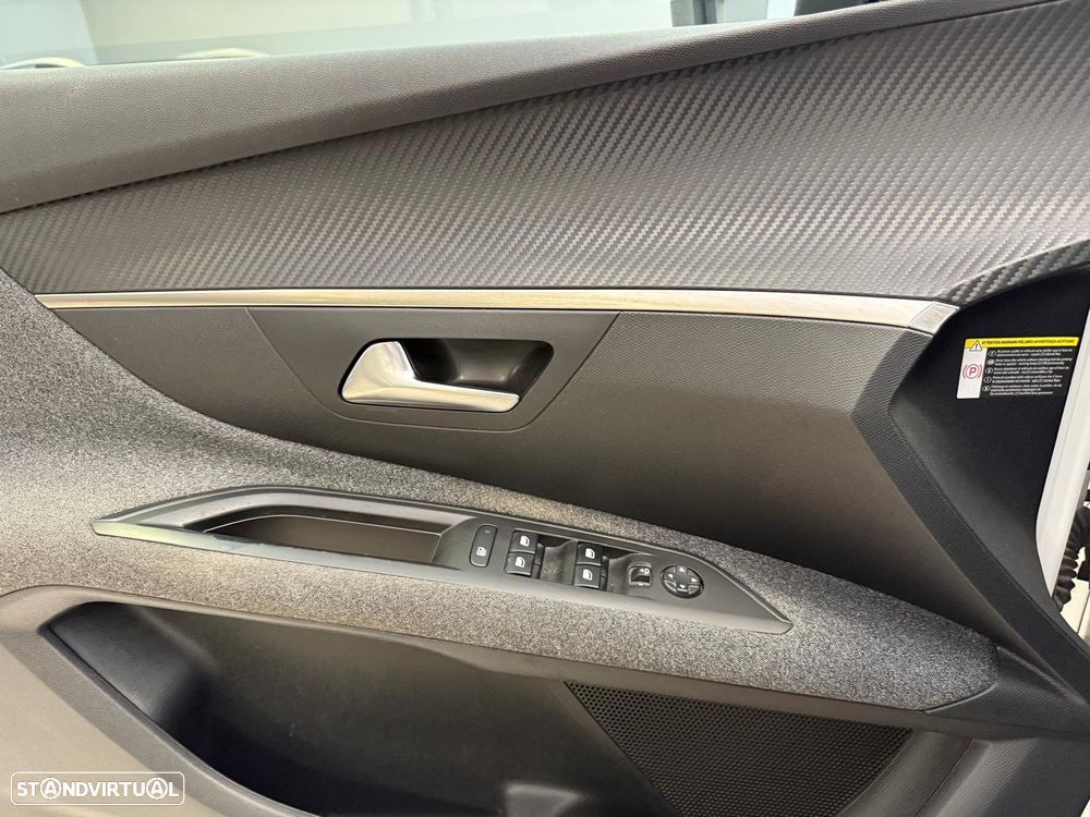 Peugeot 3008 1.5 BlueHDi Allure Baixo Consumo EAT8 - 10