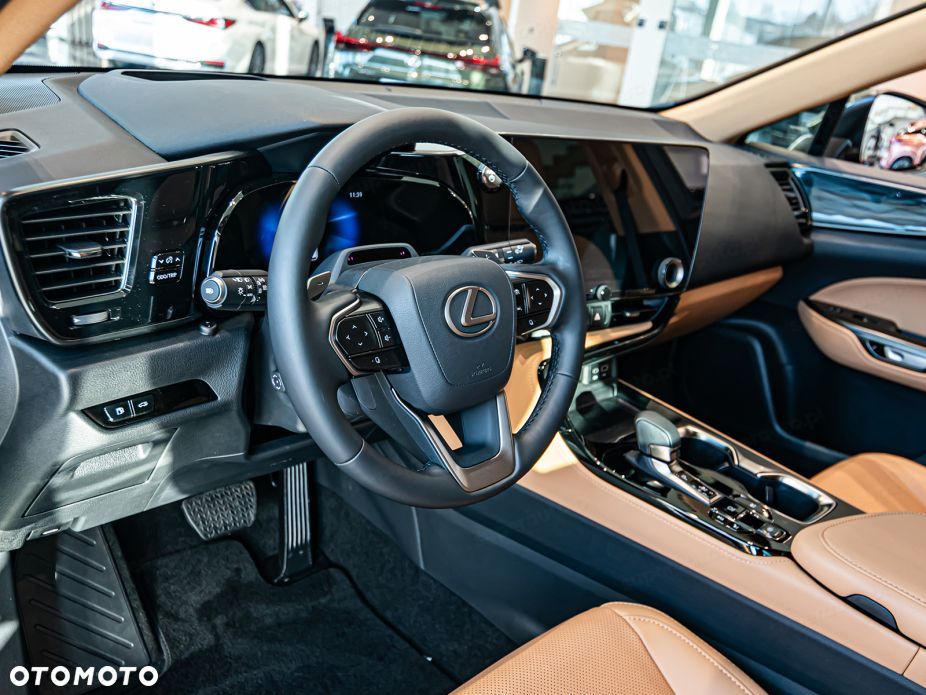 Lexus NX 350h Omotenashi AWD - 9