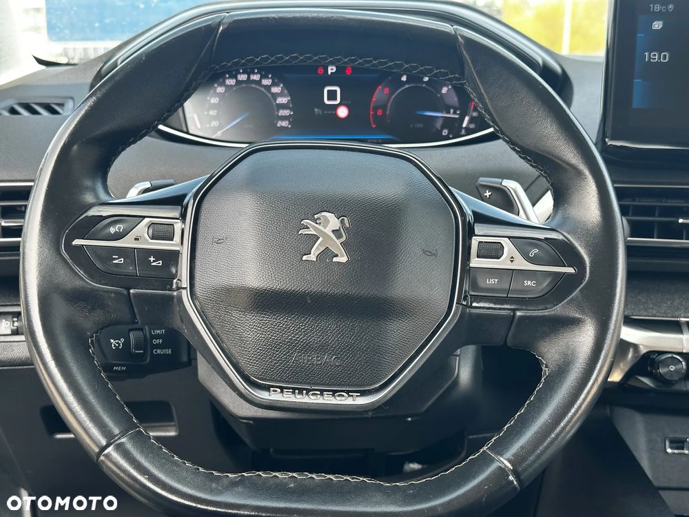 Peugeot 3008 BlueHDi 130 Stop & Start EAT8 Allure - 26