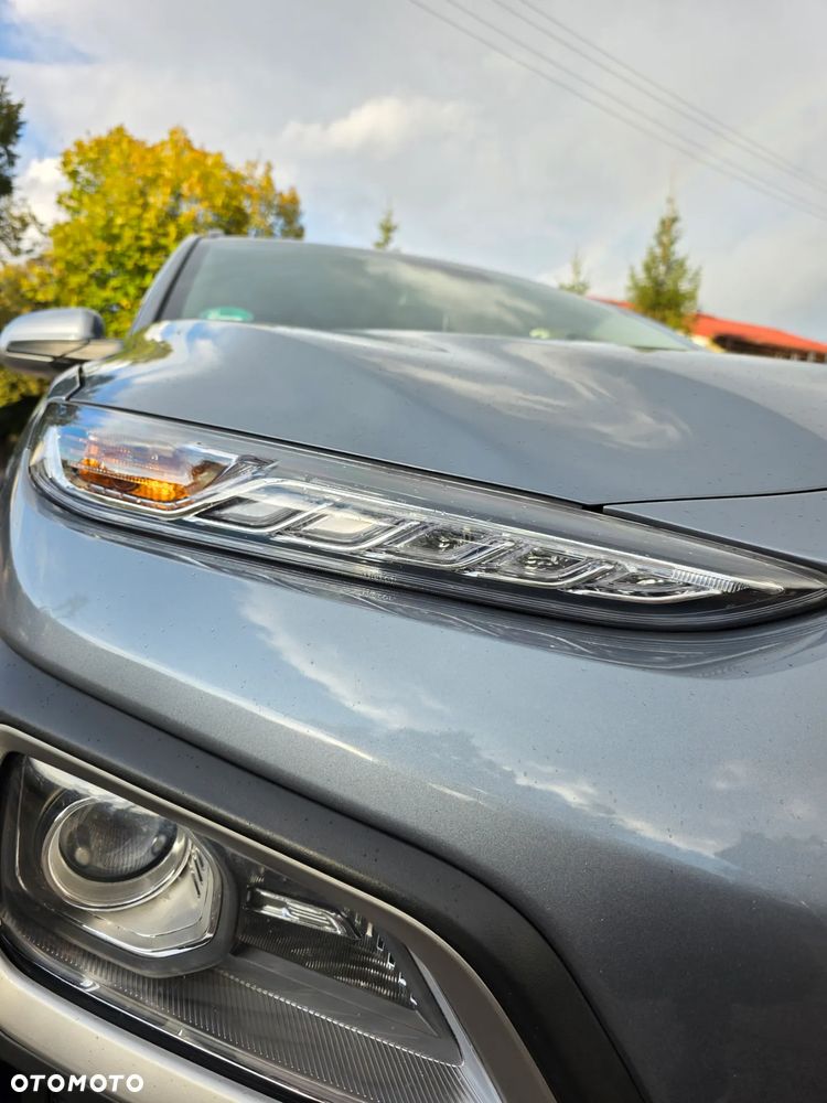 Hyundai Kona - 11