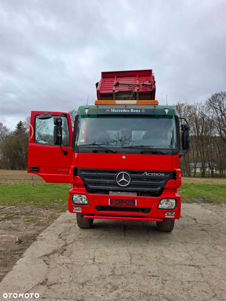 Mercedes-Benz ACTROS - 3