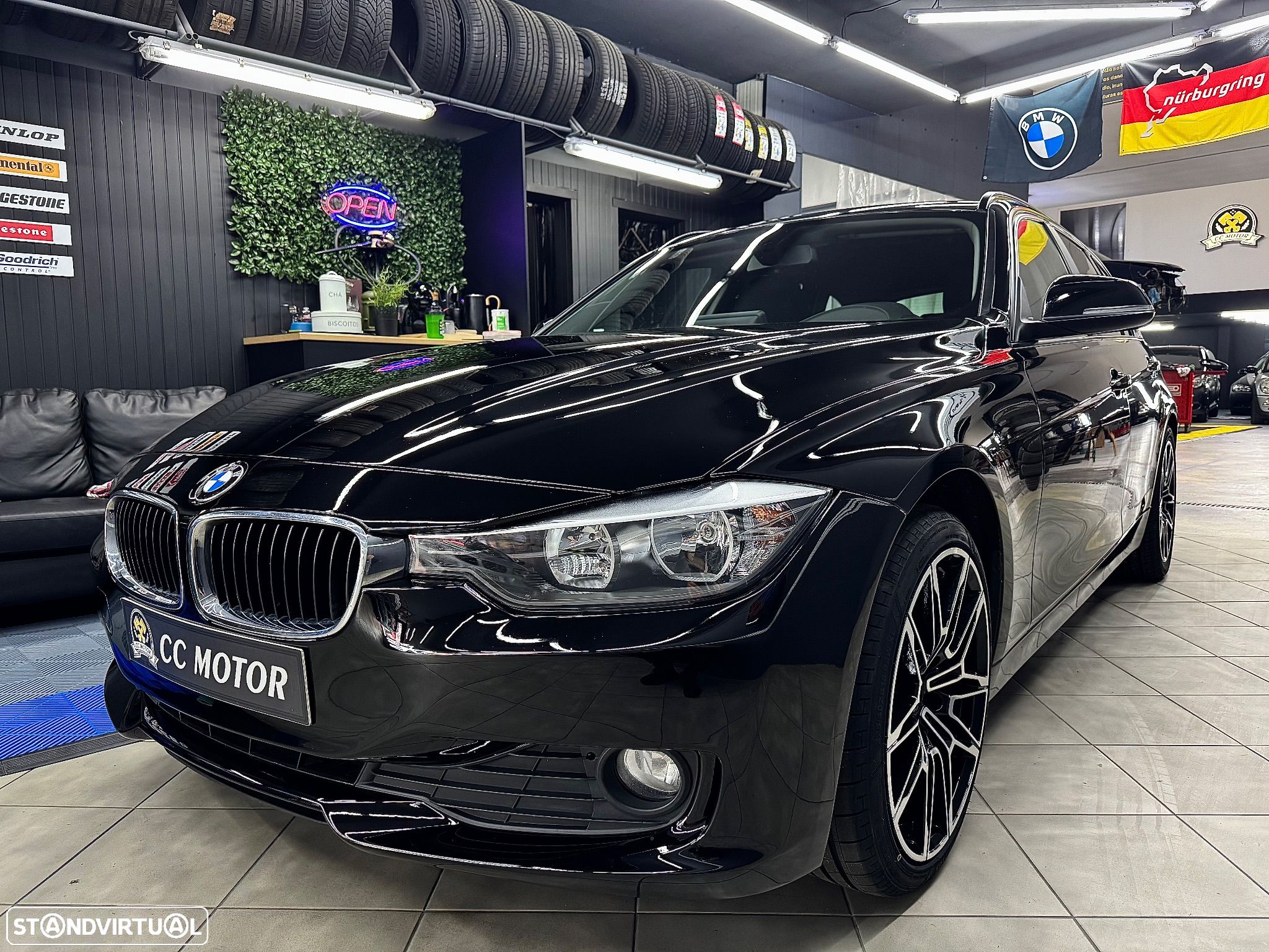 BMW 318 d Touring Auto Line Modern - 1
