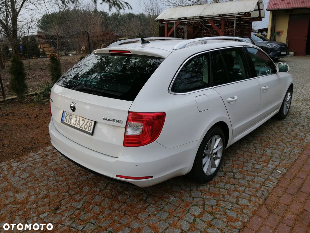 Skoda Superb 2.0 TDI Ambition - 5