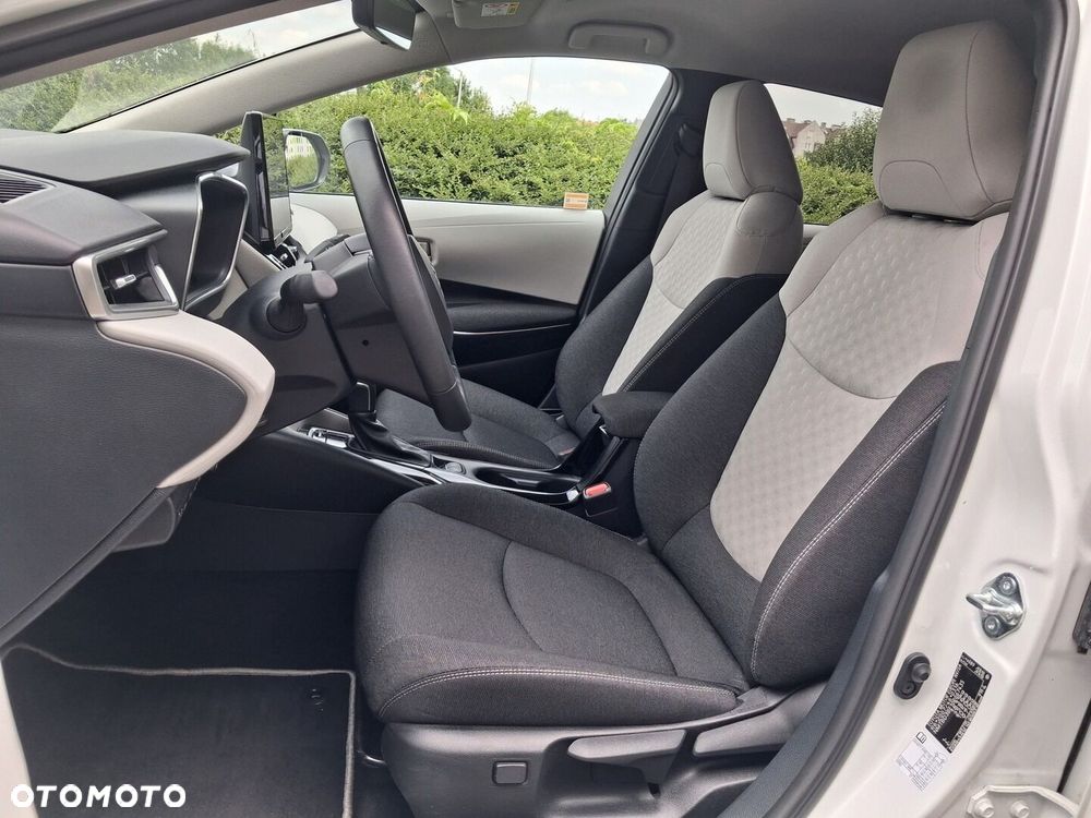 Toyota Corolla 1.8 Hybrid Style - 19