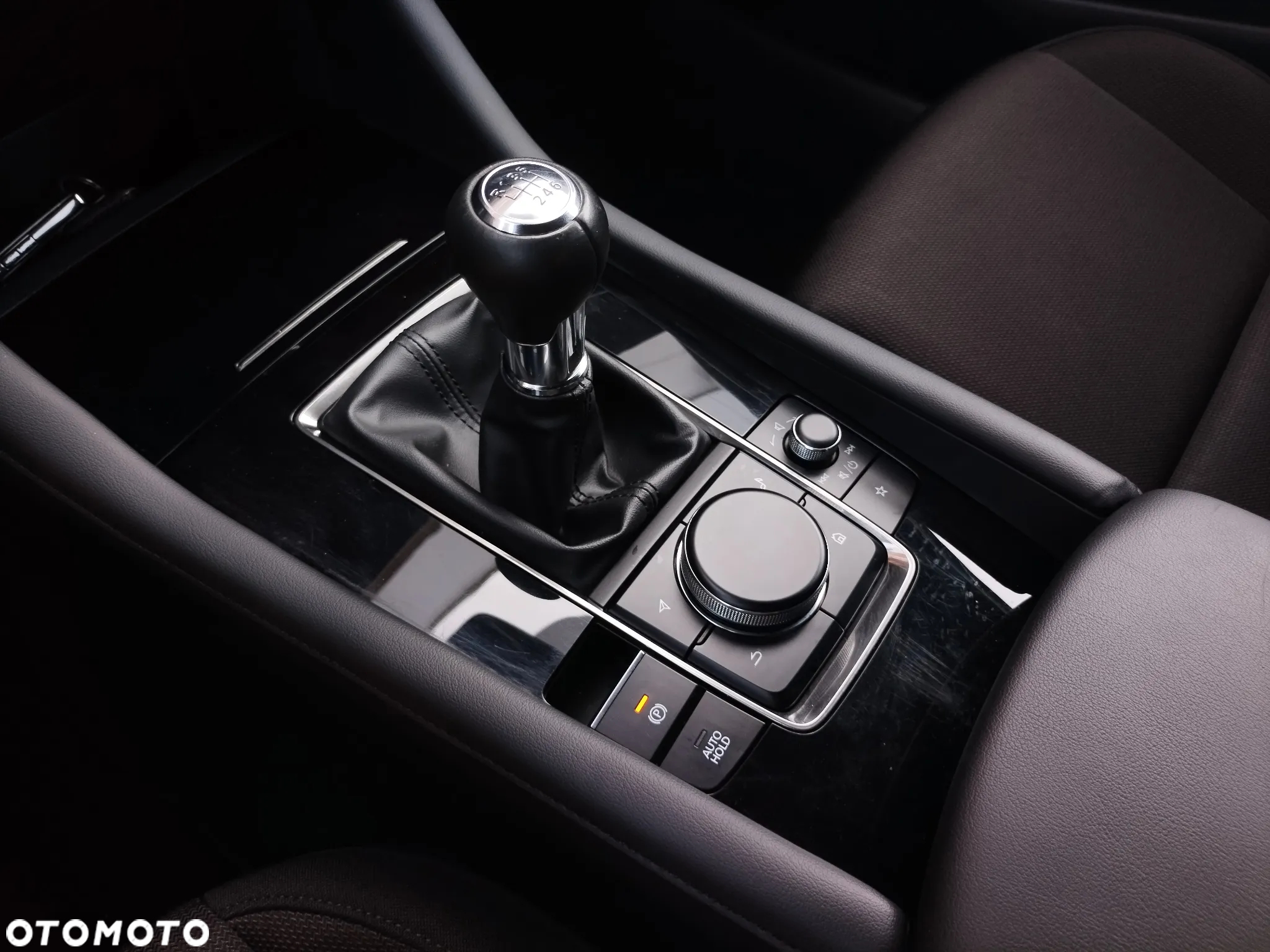 Mazda 3 - 12