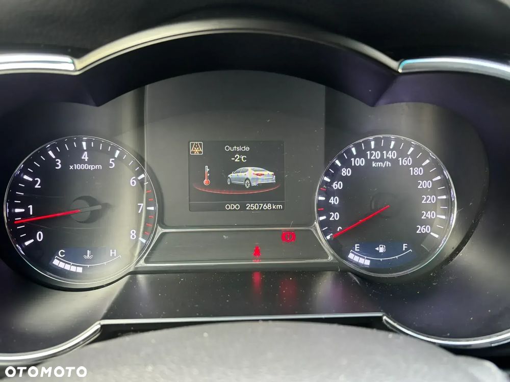 Kia Optima 2.0 XL - 11