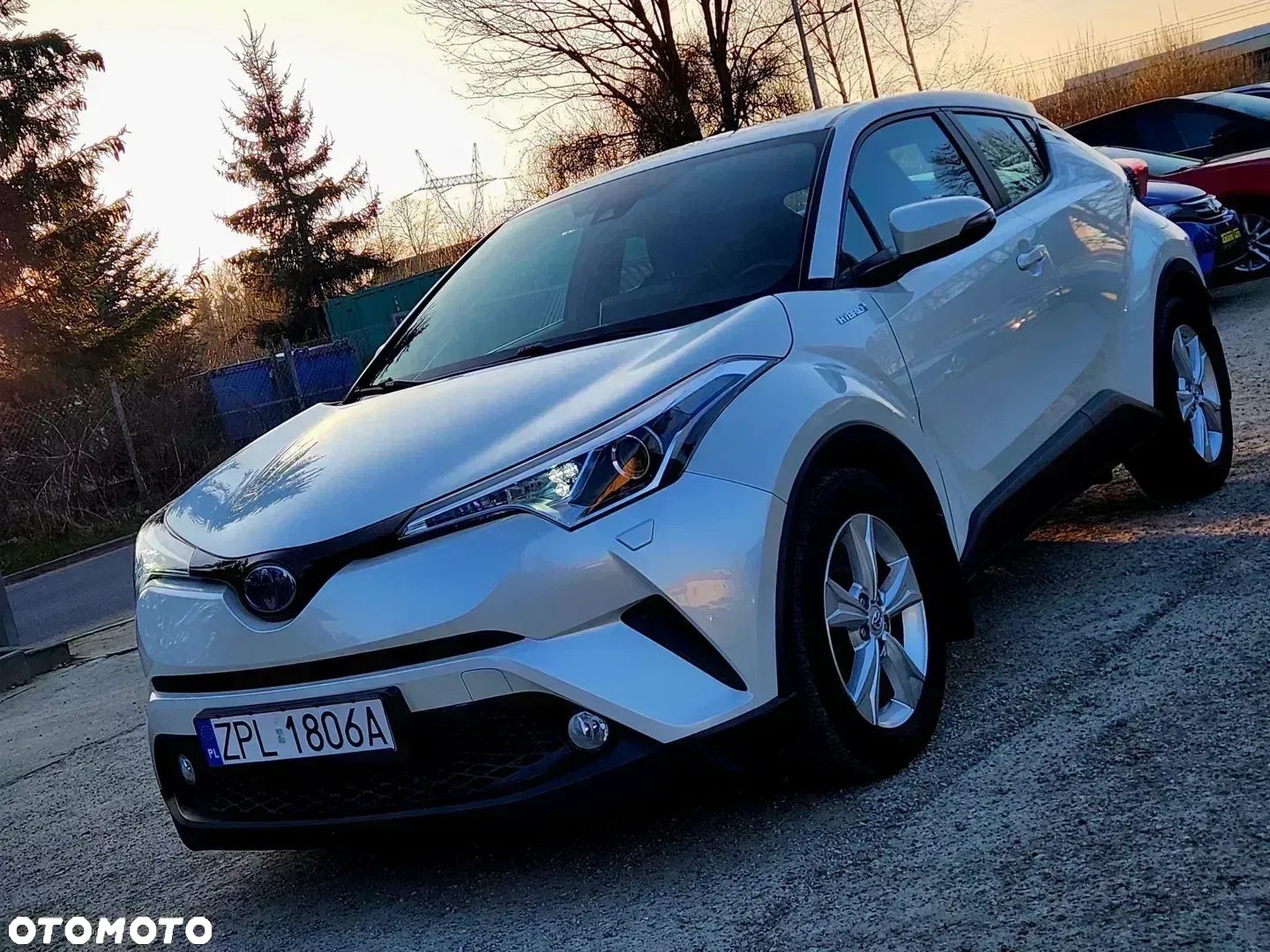 Toyota C-HR 1.8 Hybrid Comfort - 2