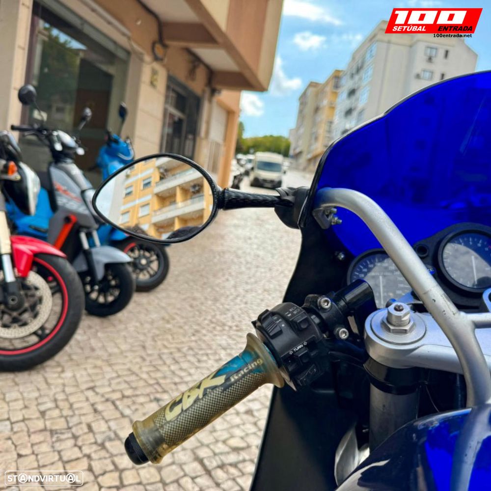 Honda CBR 900 RR - 18