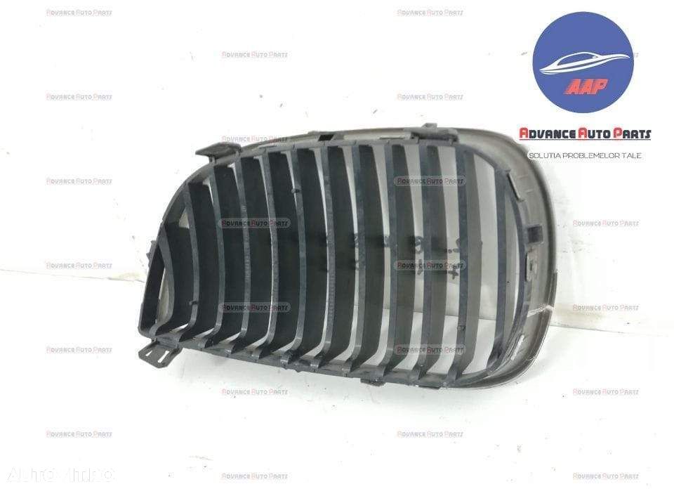 Grila centrala dreapta originala BMW Seria 1 E82/E88 [2th facelift] 20 - 6