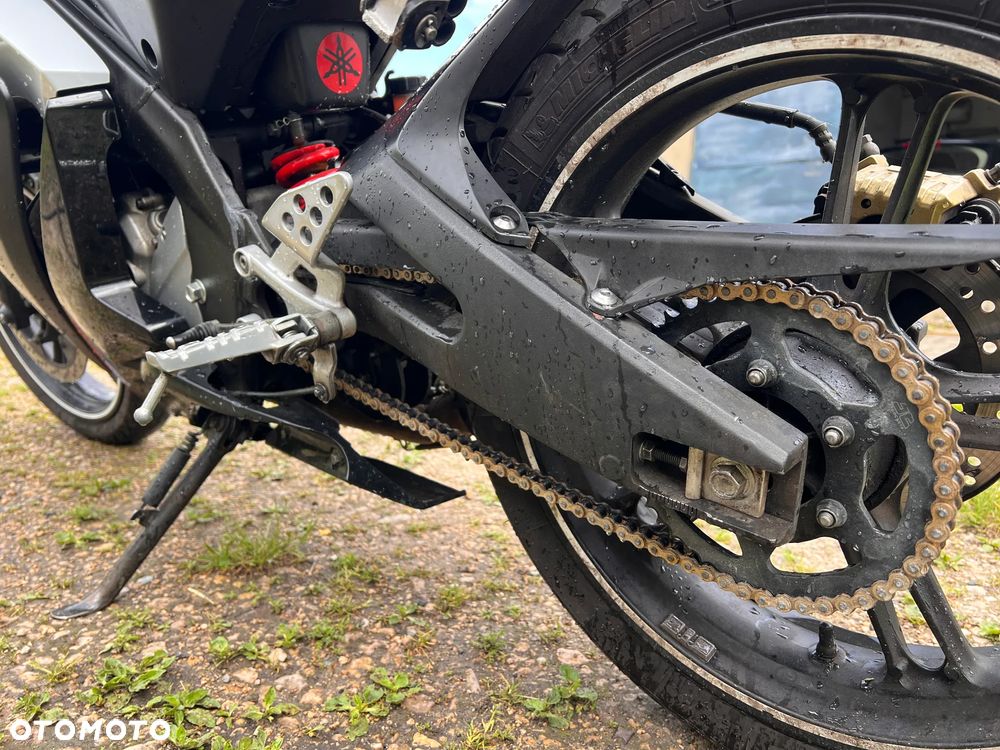 Yamaha YZF - 10