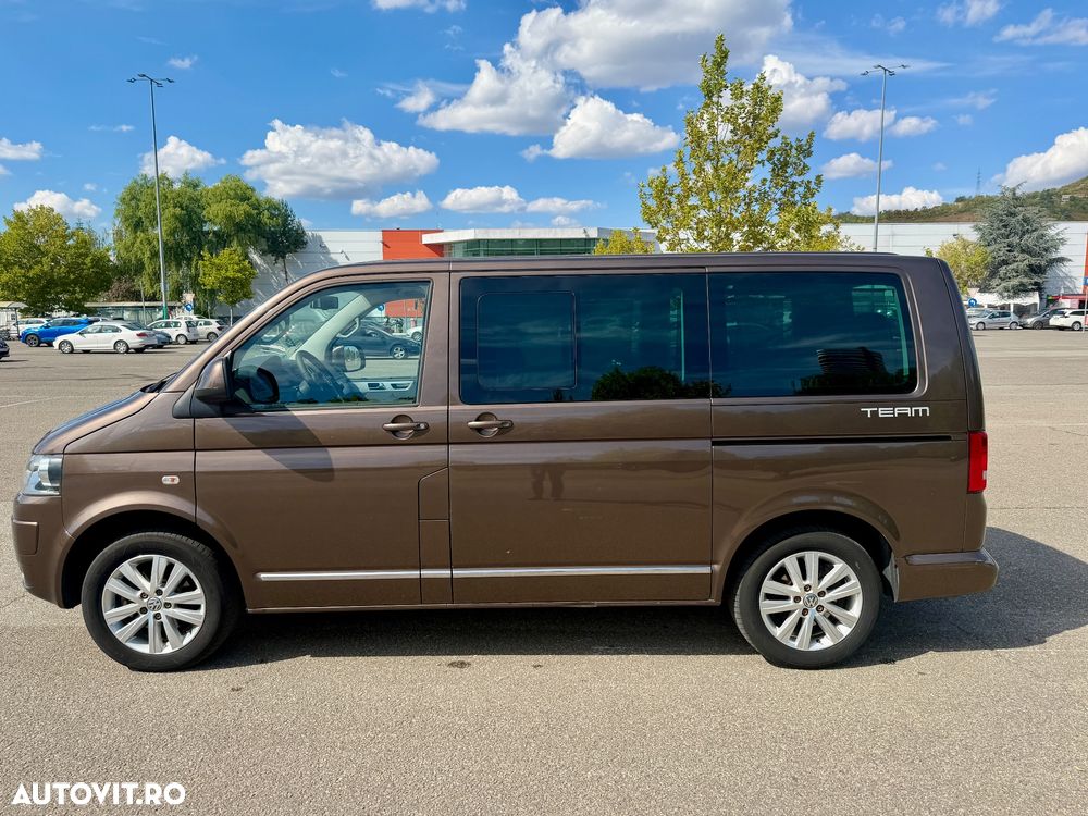 Volkswagen Multivan - 13