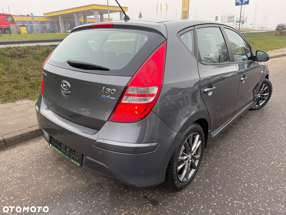 Hyundai i30 i30cw 1.6 CRDi Edition 20 - 3