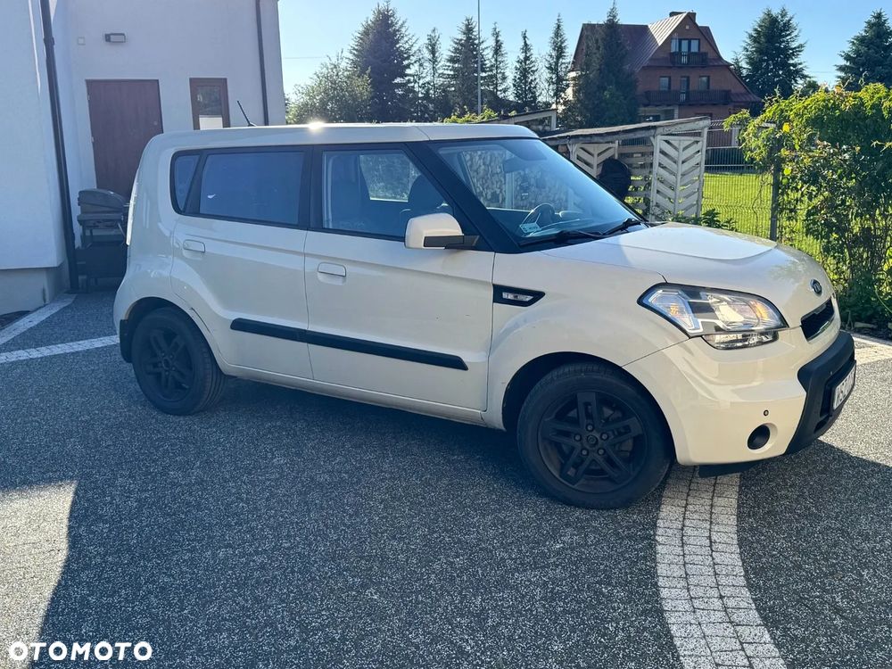 Kia Soul 1.6 CRDI M - 8