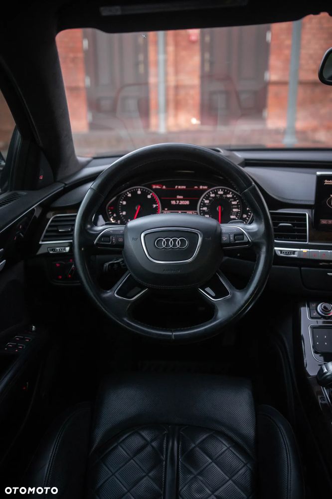 Audi A8 4.0 TFSI cylinder on demand quattro tiptronic Lang - 14