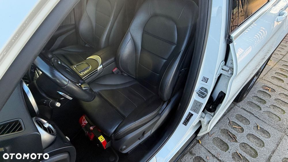 Mercedes-Benz GLC 200 d 4-Matic Business Edition - 17