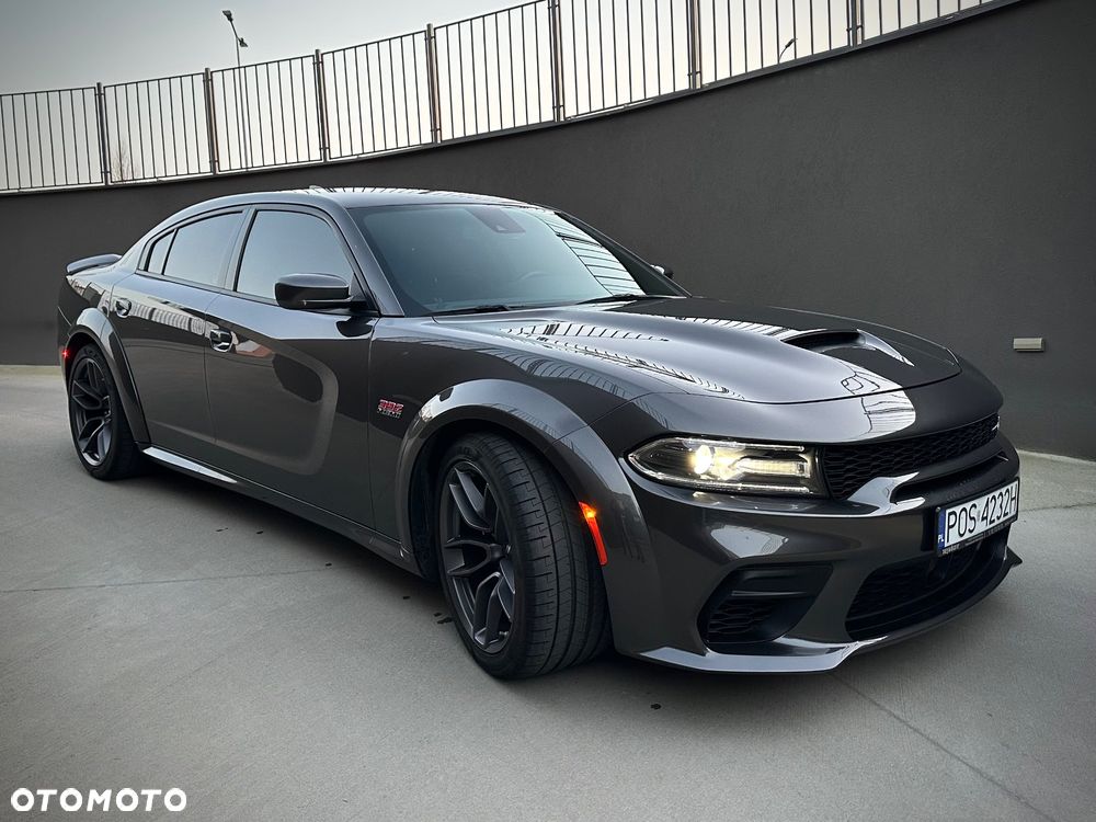 Dodge Charger 6.4 Scat Pack Widebody - 3