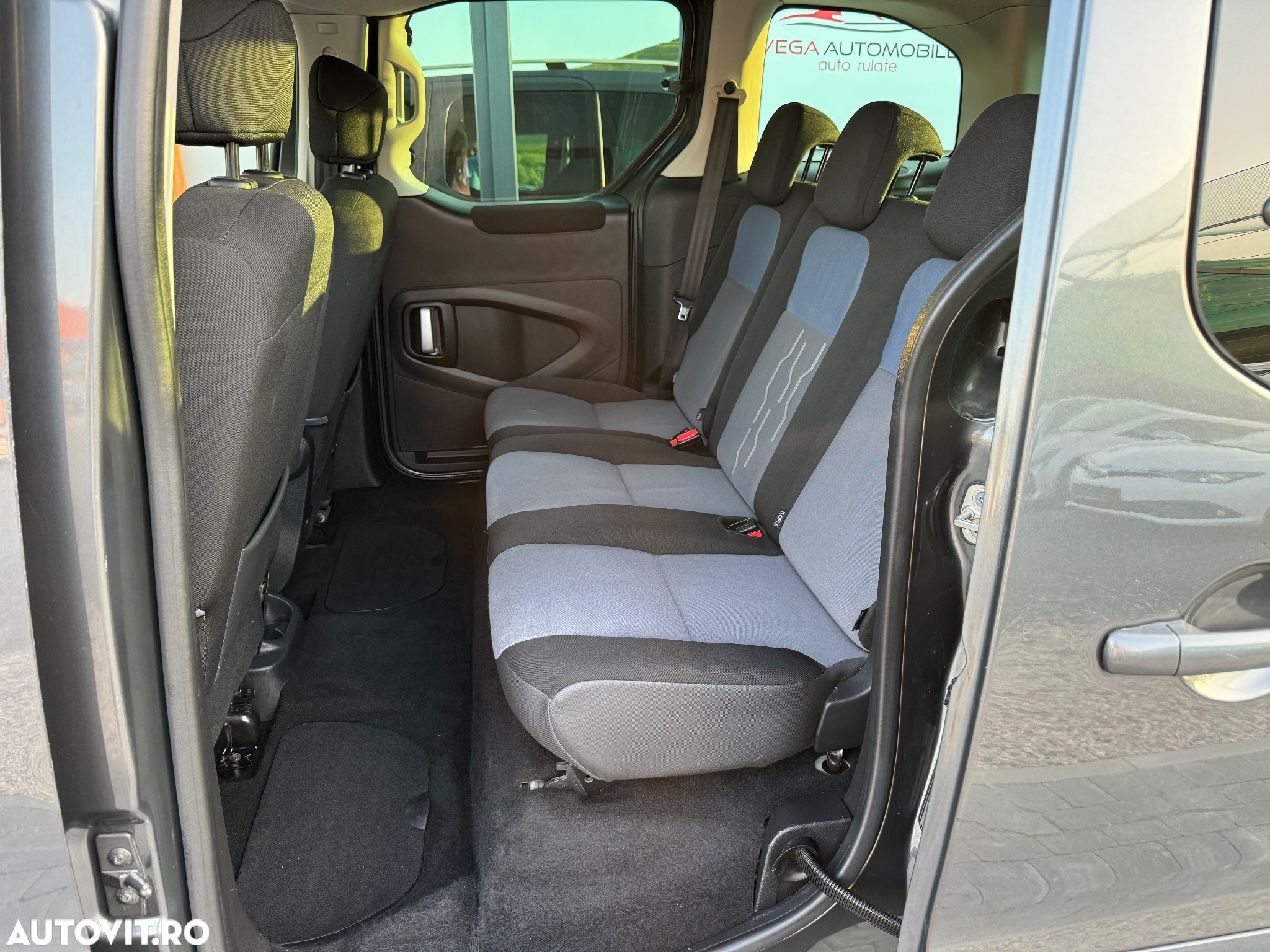 Peugeot Partner Tepee BlueHDi 100 Stop&Start Allure - 14