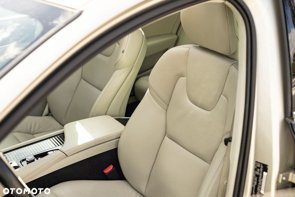 Volvo S90 T5 Momentum - 26