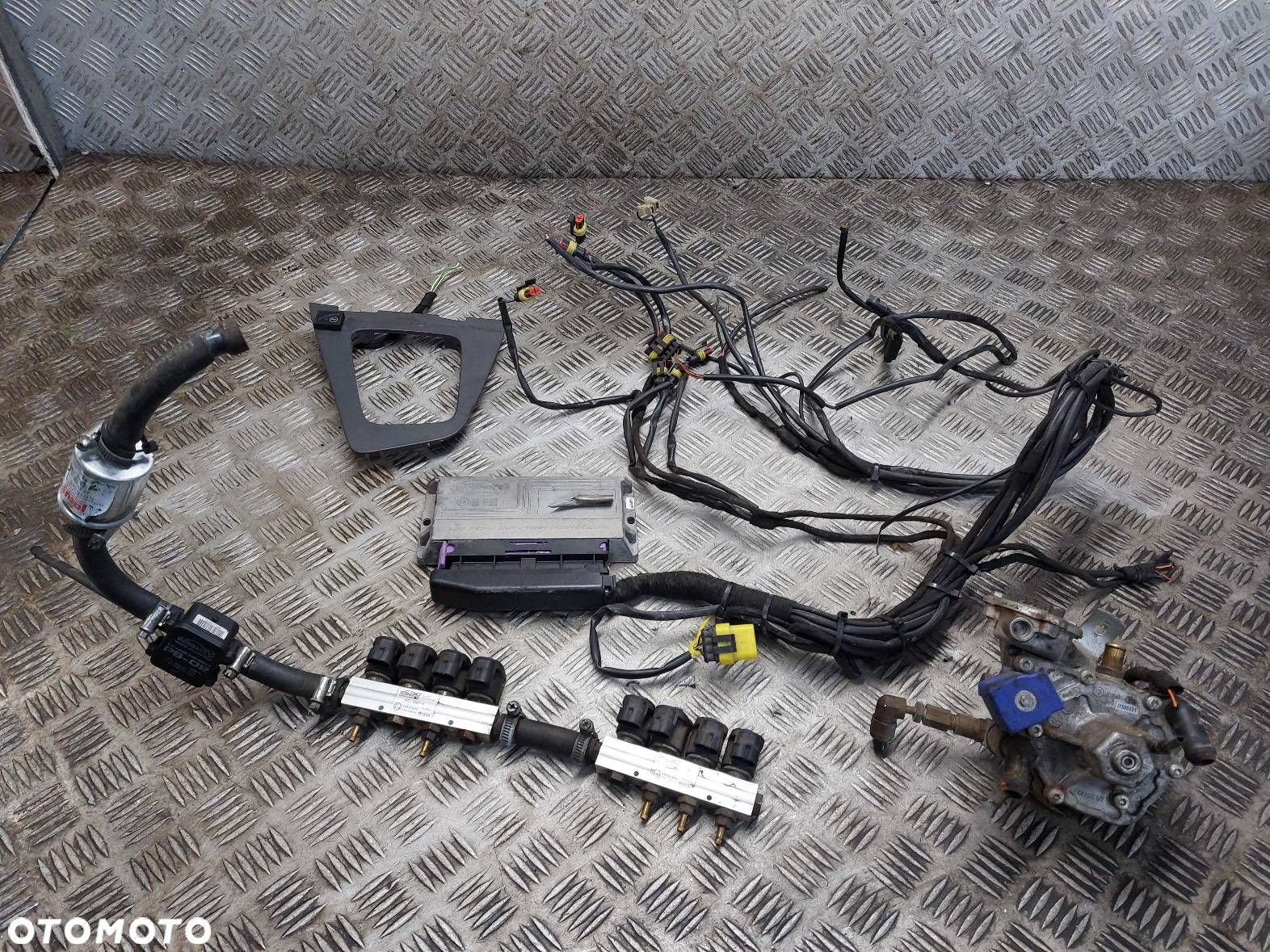 INSTALACJA GAZOWA LPG 5 CYL STAG-300-6 ISA2 67R-01428967R-014066 - 1