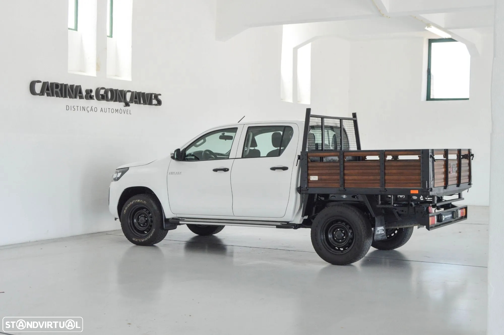 Toyota Hilux 2.4 D-4D 2WD CD CM - 52