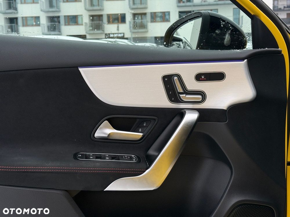 Mercedes-Benz Klasa A 35 AMG 4-Matic 7G-DCT - 14