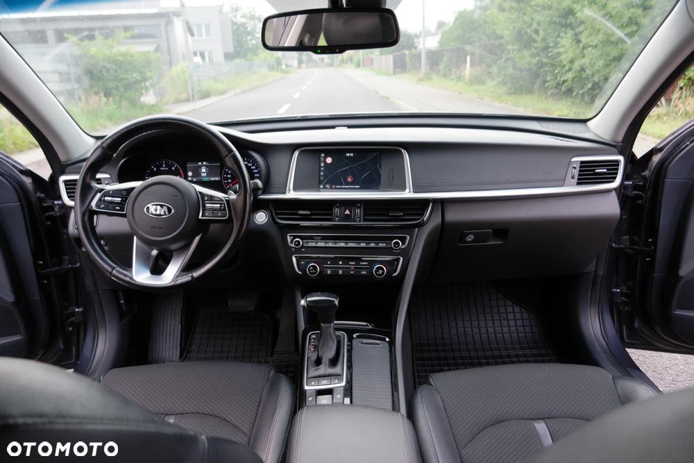 Kia Optima - 27