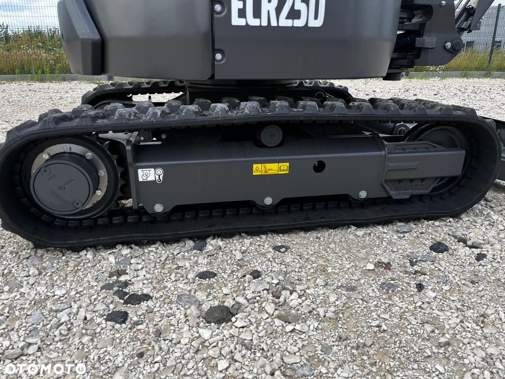Volvo ECR25D rok prod. 2026, Nowa Koparka Dealer PL - 8