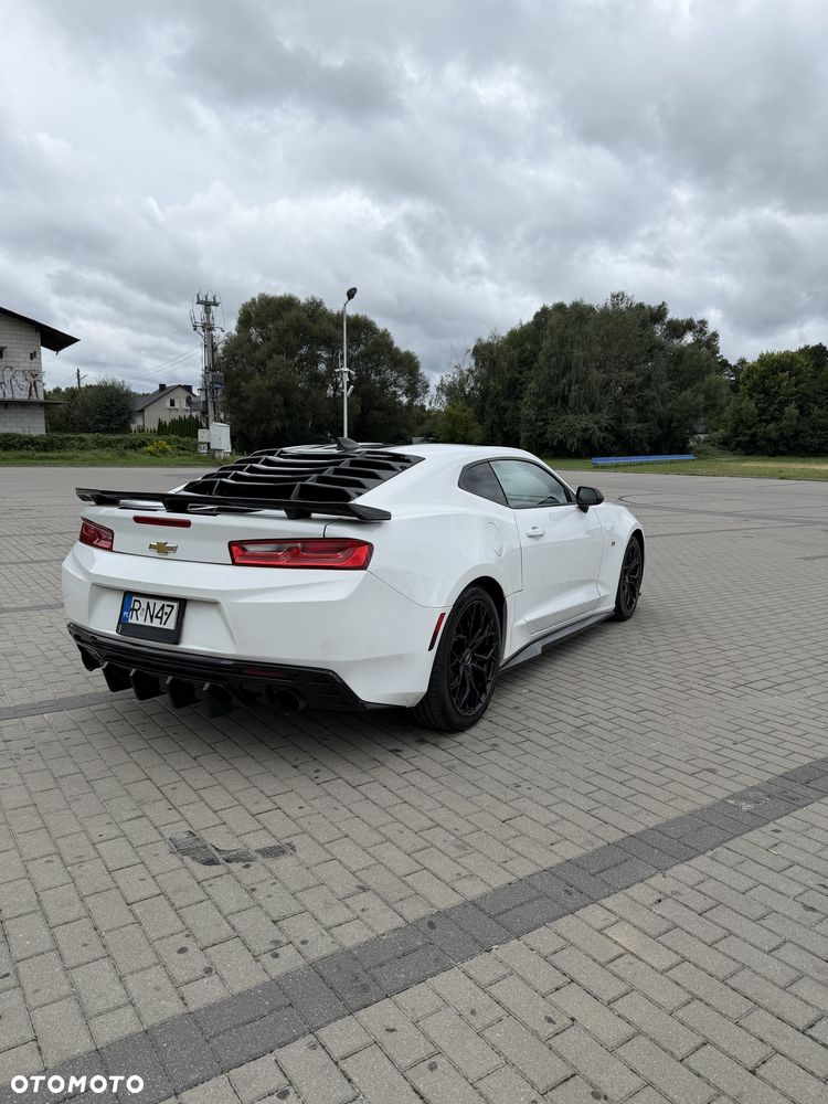 Chevrolet Camaro - 3
