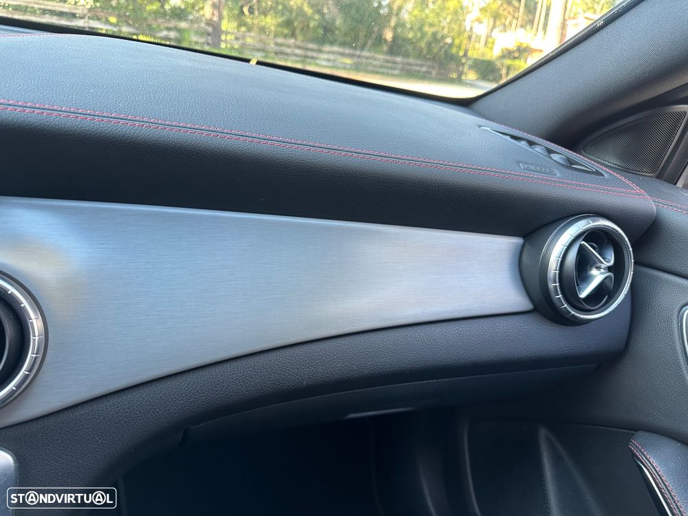 Mercedes-Benz CLA 200 d Shooting Brake AMG Line Aut. - 25