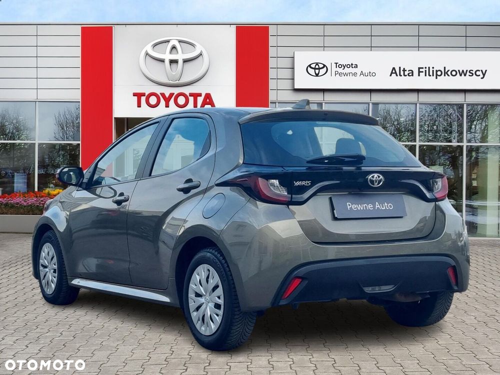 Toyota Yaris - 2