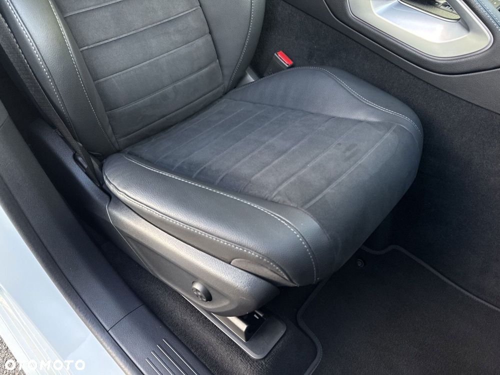 Mercedes-Benz GLE - 25