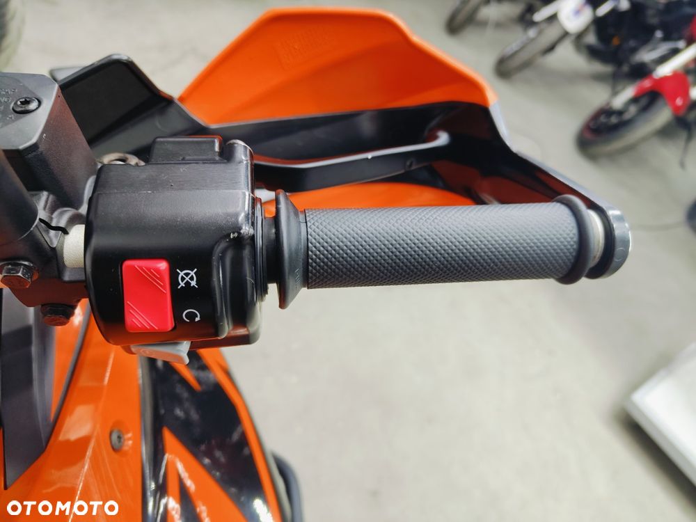 KTM Adventure - 16