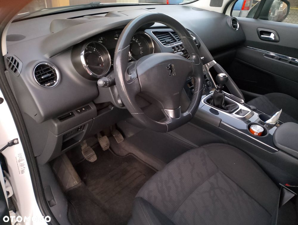 Peugeot 3008 2.0 HDi Premium - 17