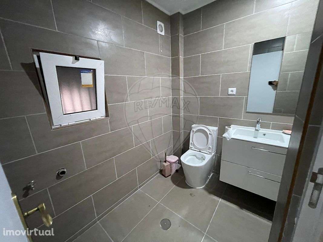 Moradia T2 para venda - Grande imagem: 5/10