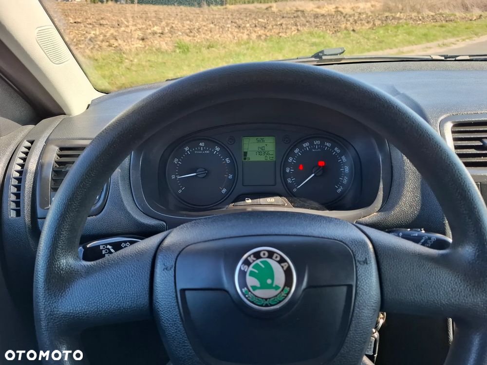 Skoda Fabia 1.2 HTP Active - 13