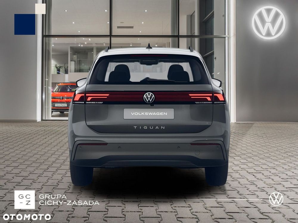 Volkswagen Tiguan - 5
