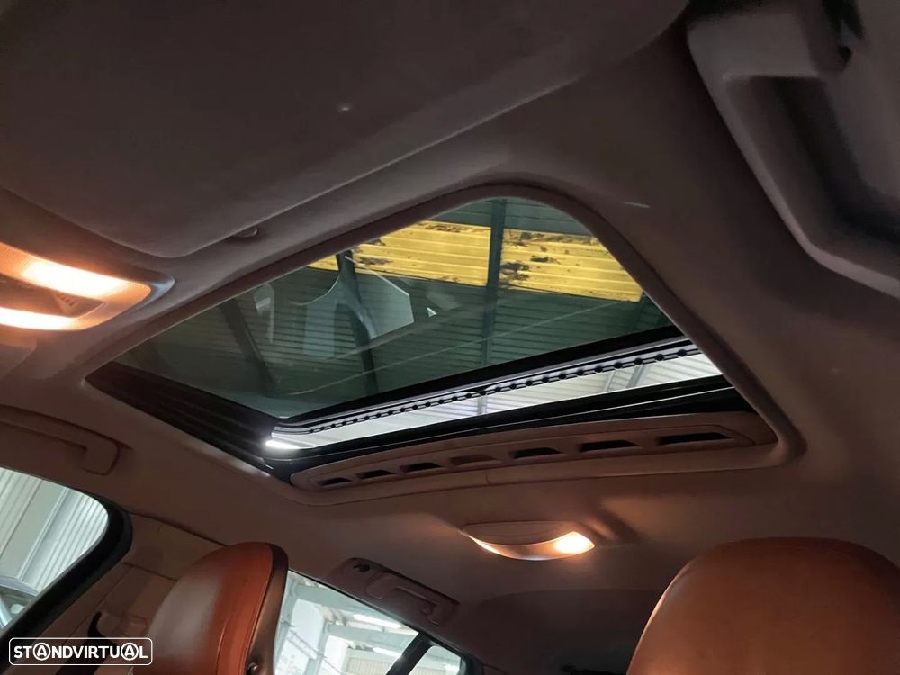 Volvo V60 D2 Summum - 15