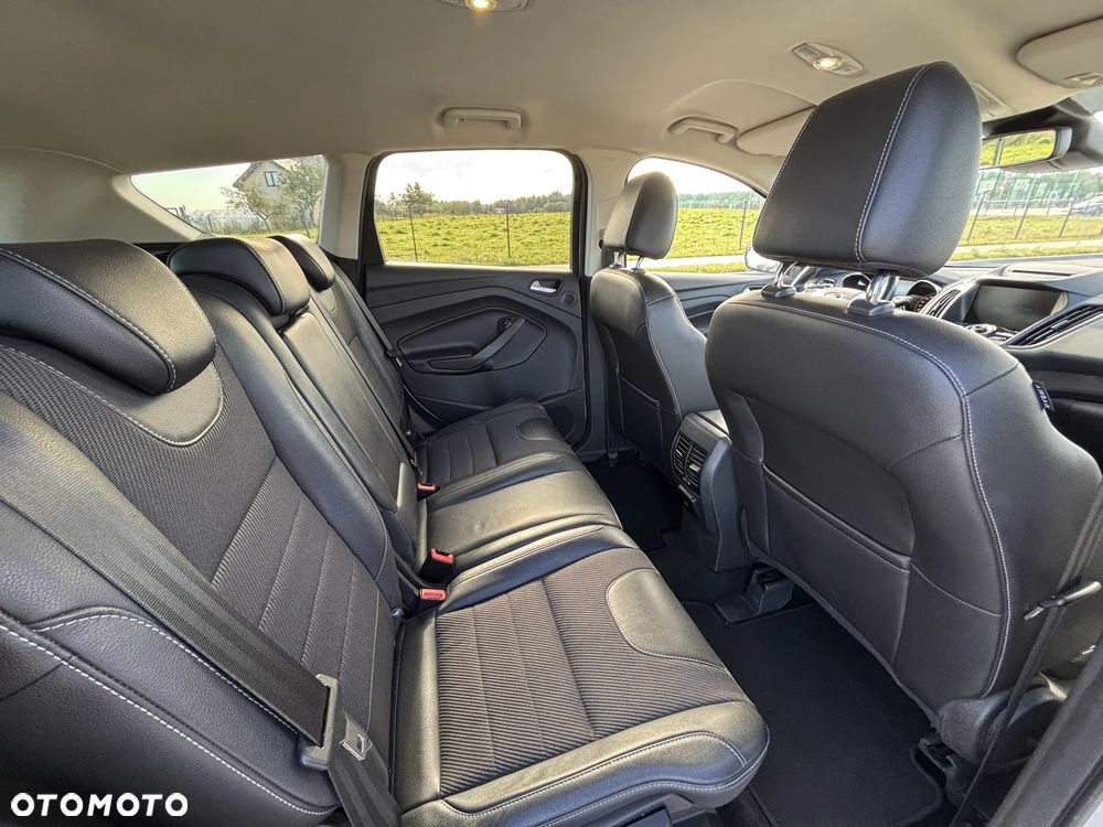 Ford Kuga 2.0 TDCi 4x4 Titanium - 16